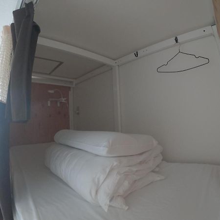 Hostel Enisia Namba Осака Екстериор снимка